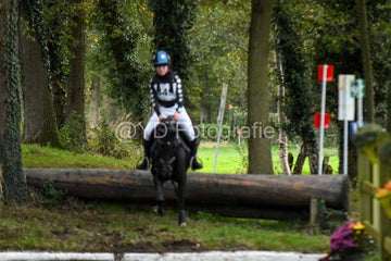 20241019-dsc_7698-standard-sp8jtz.jpg