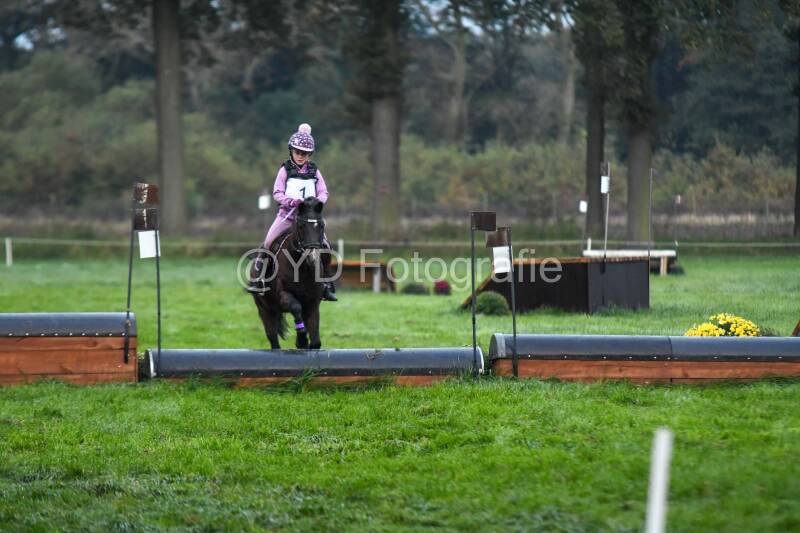 caroline_coppetiers-7299-standard-o7qpjg.jpg