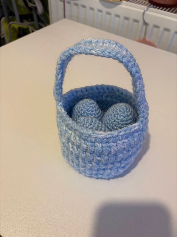 Small Easter Egg Baskets-With Eggs