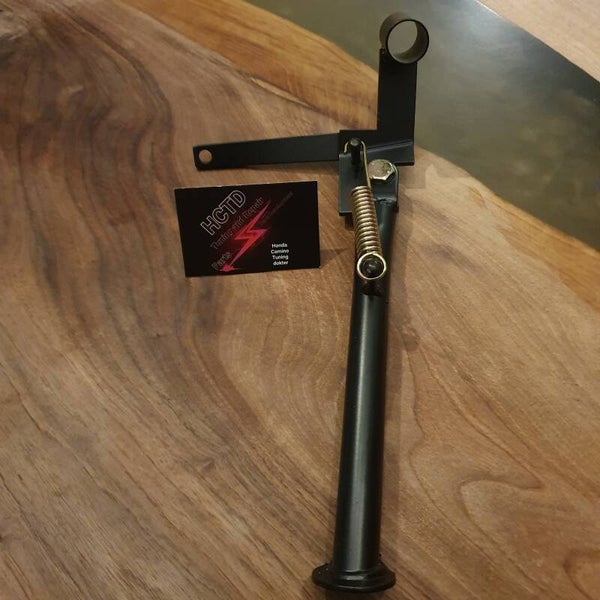 Zijstandaart zwart