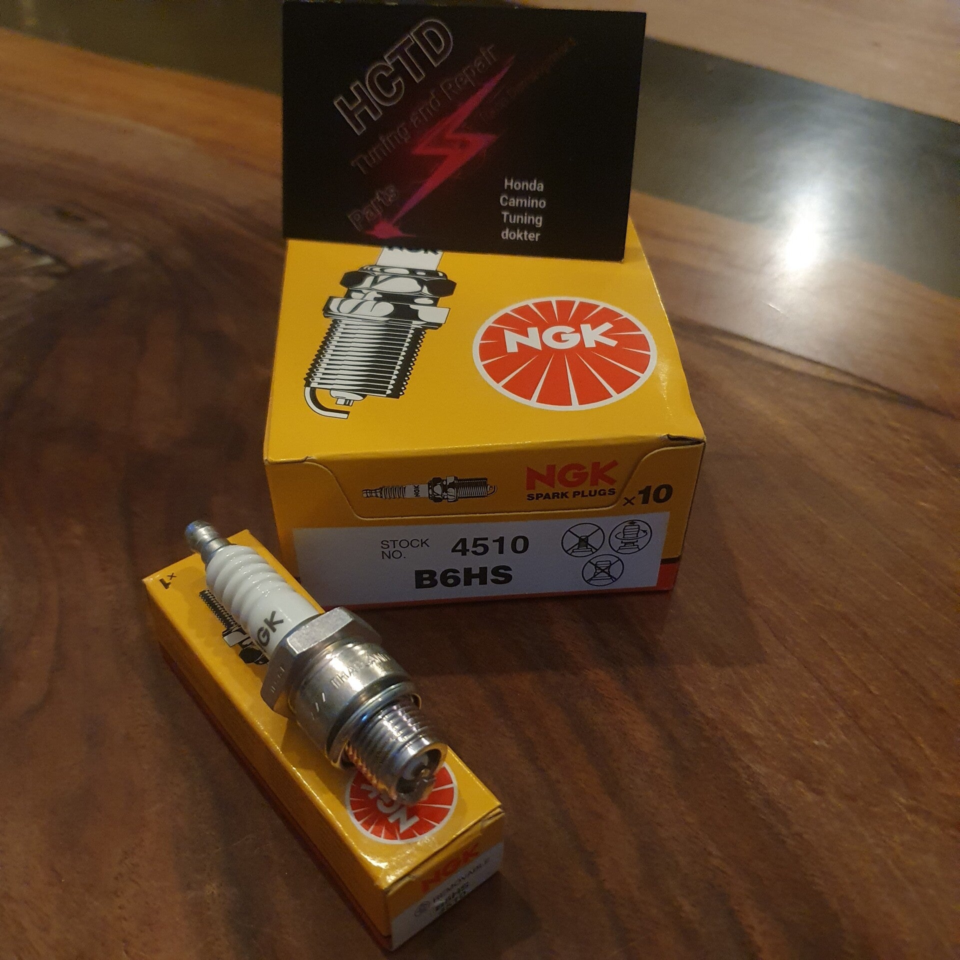 NGK B6HS