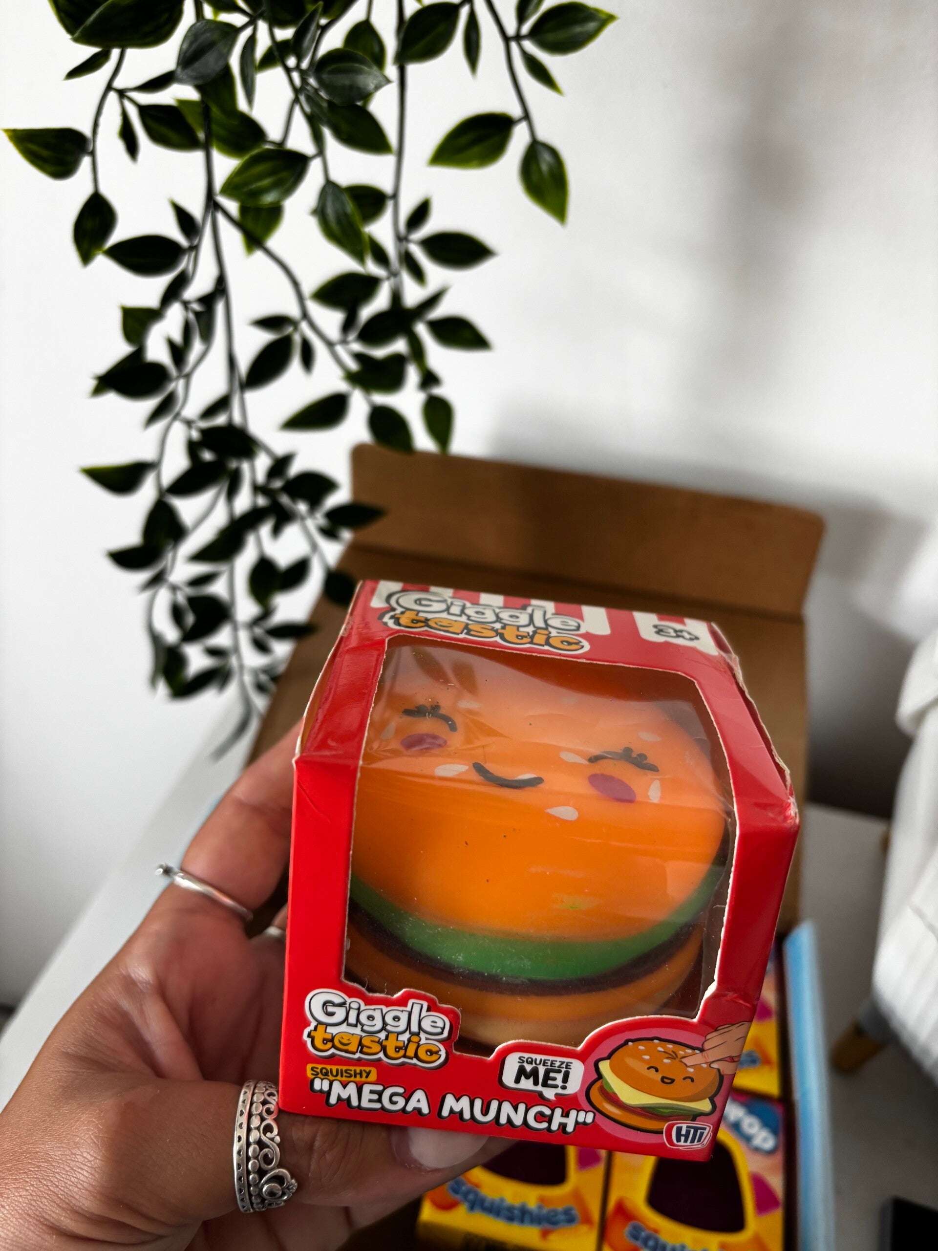 HTI squishy burger
