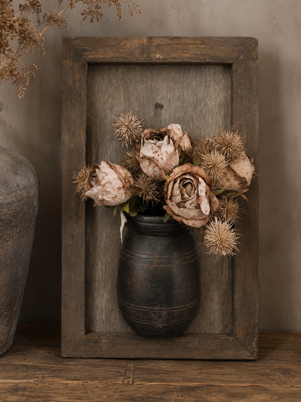 Houten Wanddecoratie met Vaas – 50 × 30 cm