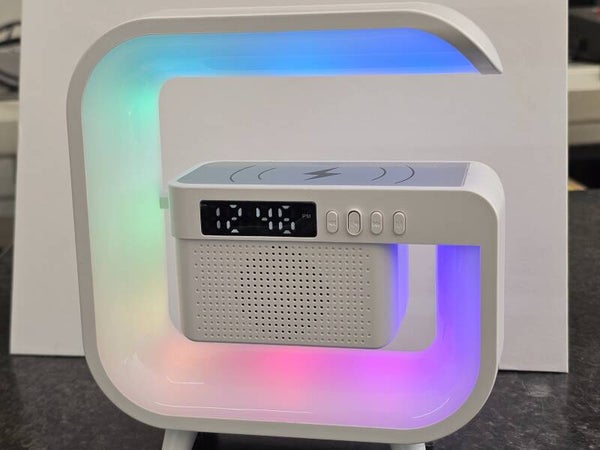CASSA SPEAKER BT WIFI FORMA G RICARICA SMARTPHONE OROLOGIO SVEGLIA LUCI LED COLORE BIANCO