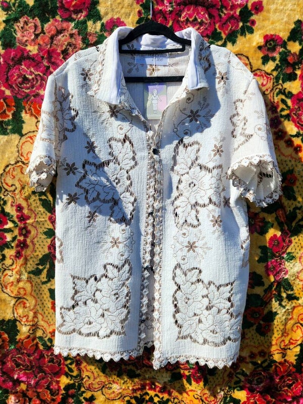 Unisex lace shirt