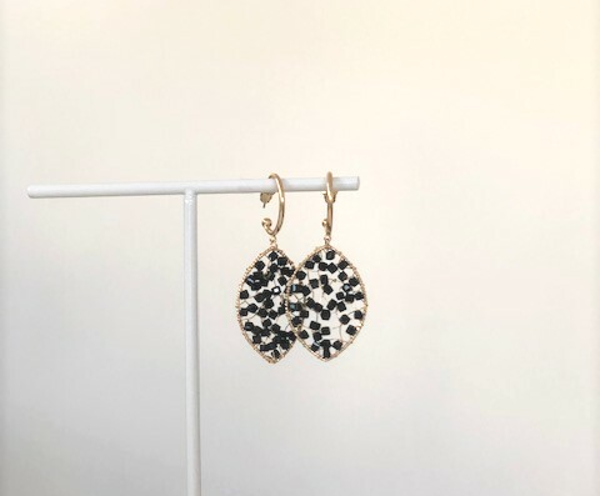 Sienna zwarte druppel oorbellen