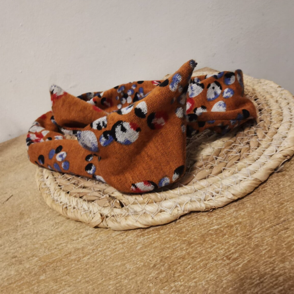 bandeau pin-up orange imprimé floral bleu