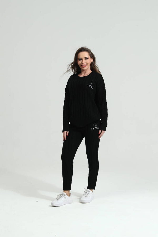 IYVA Knitted Set Zwart 2 delig