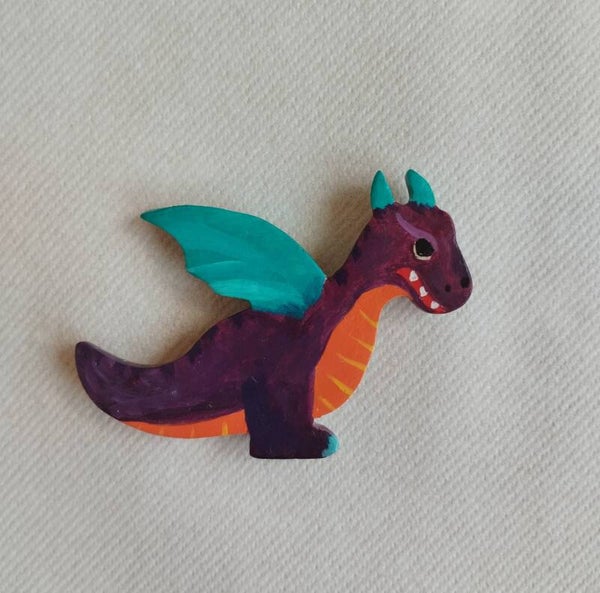 Magnet dragon violet
