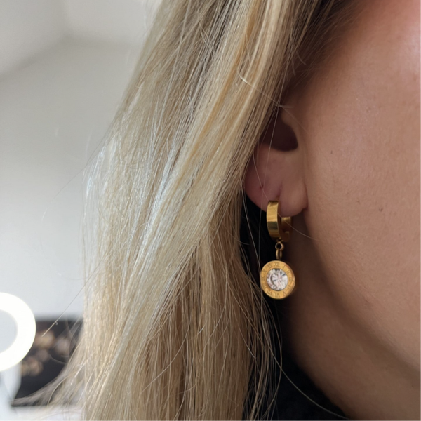 Greater gift earrings gold