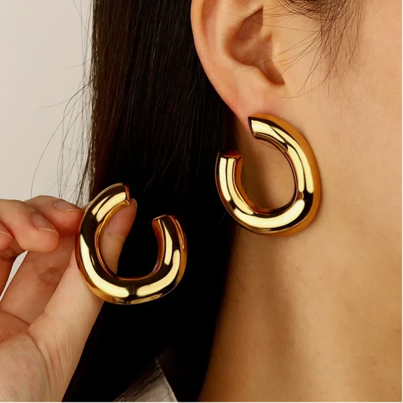 Full glam earrings gold