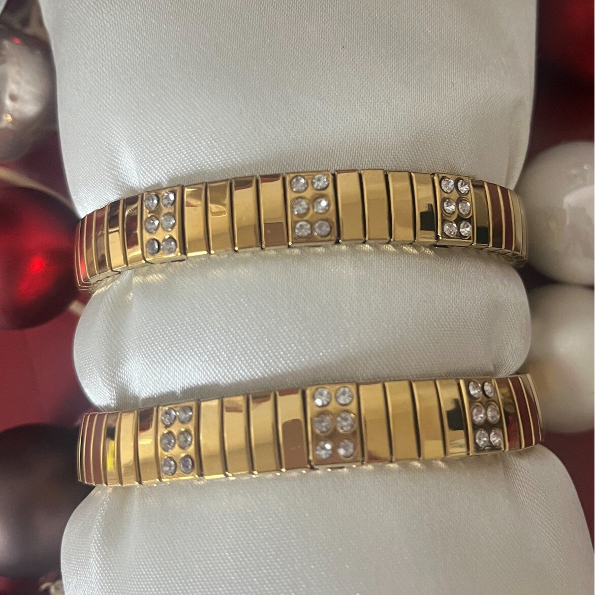 This time bracelet gold