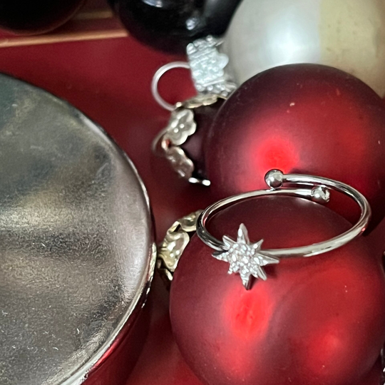 Let in light ring silver