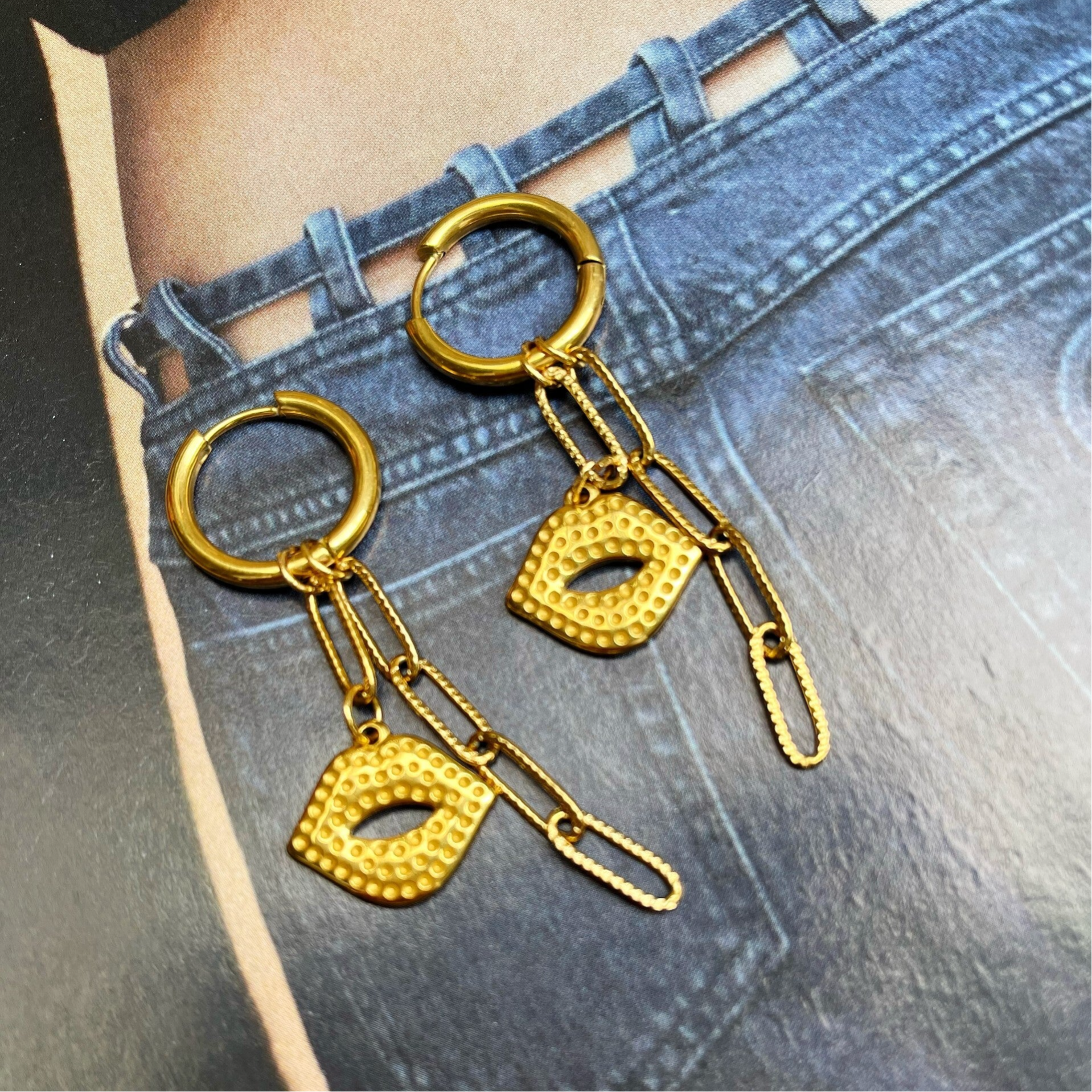 Lipfiller earrings gold