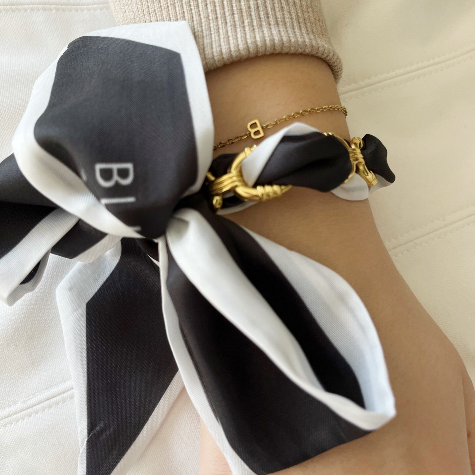 Get yours bracelet gold