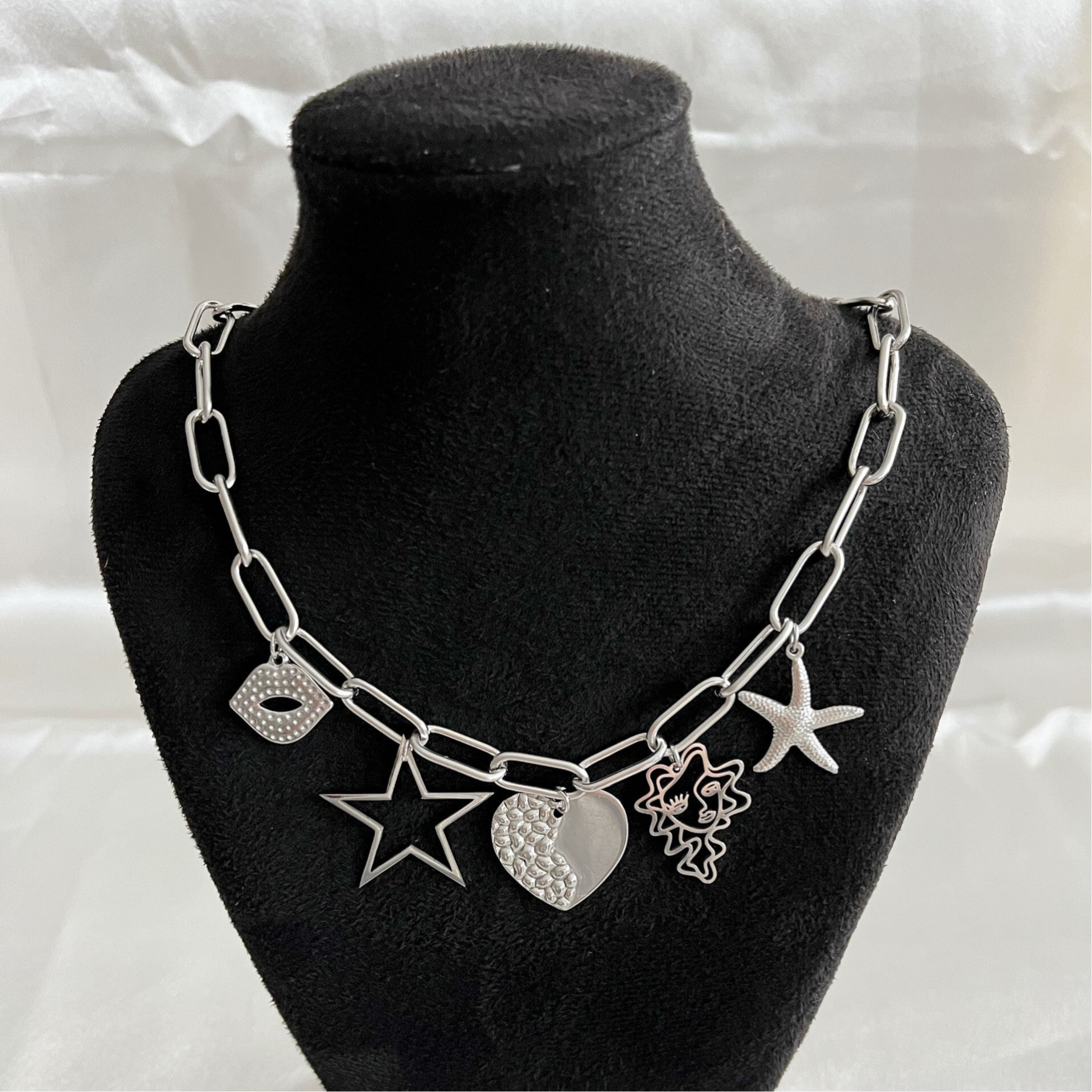 French kiss necklace silver
