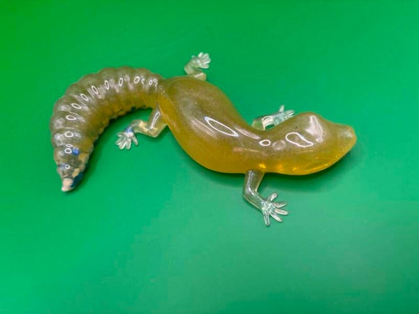 lézard en résine