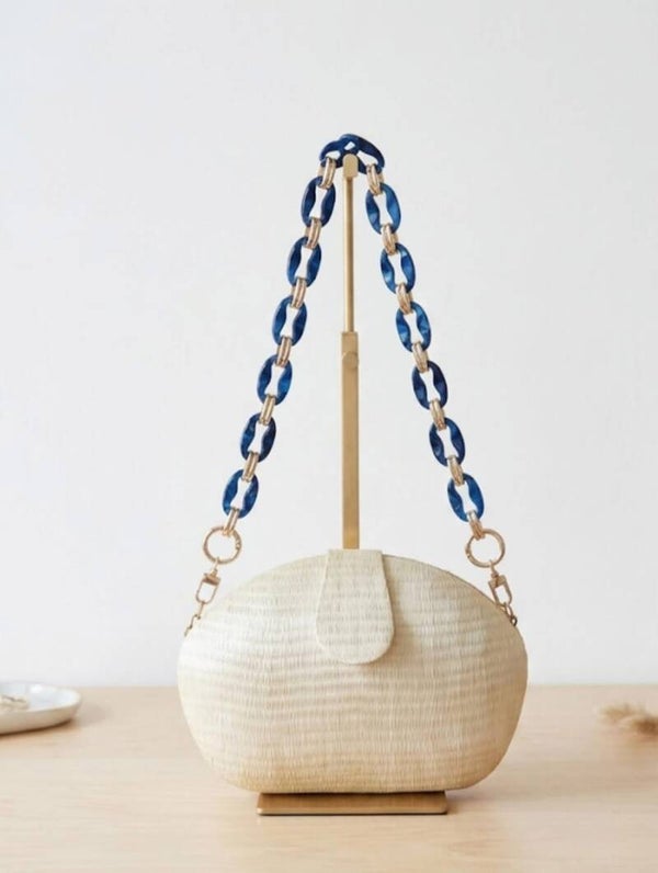 Handgefertigte Buri-Faser - Natural Elegance