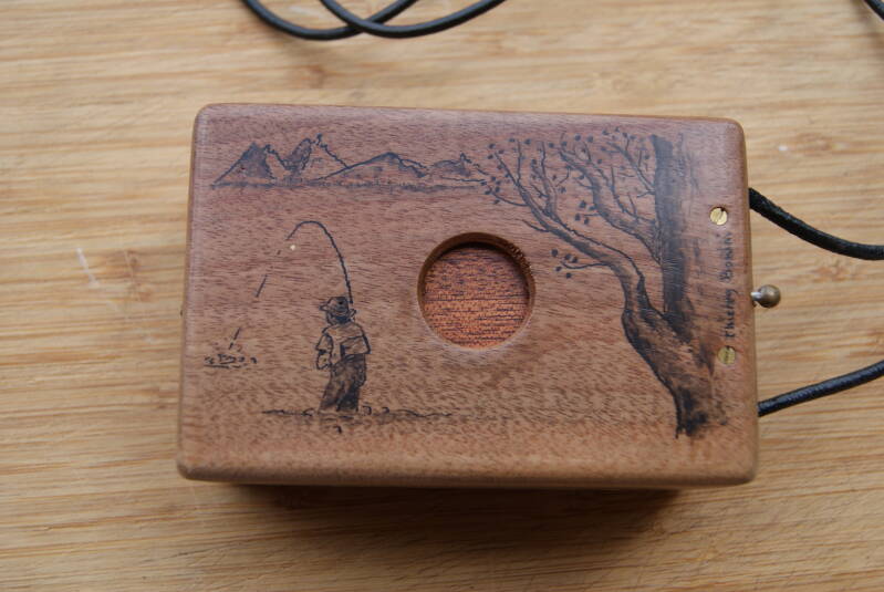 Déco sur boite mouches naturelles