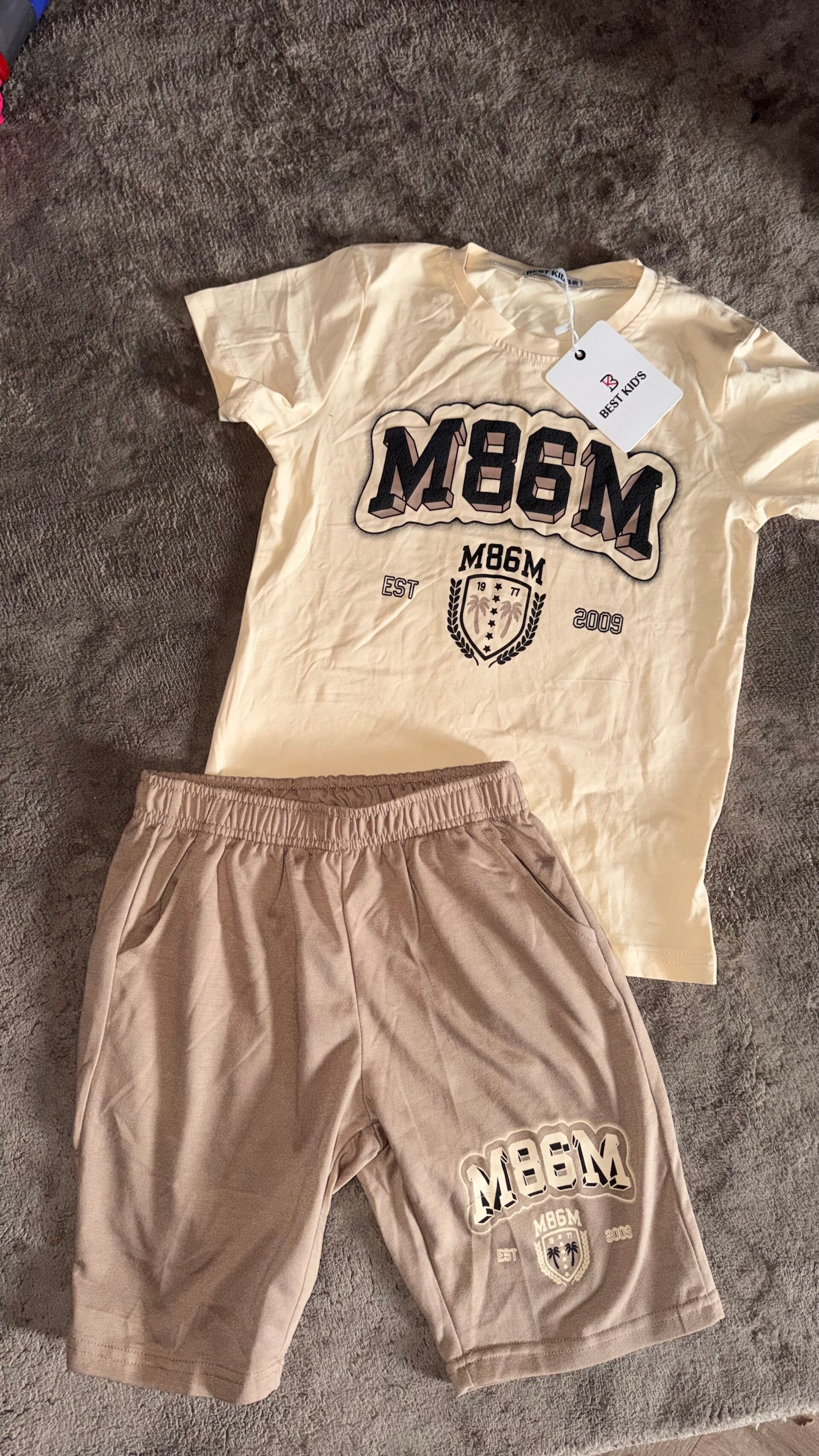 Jongens BeigeSet M86M