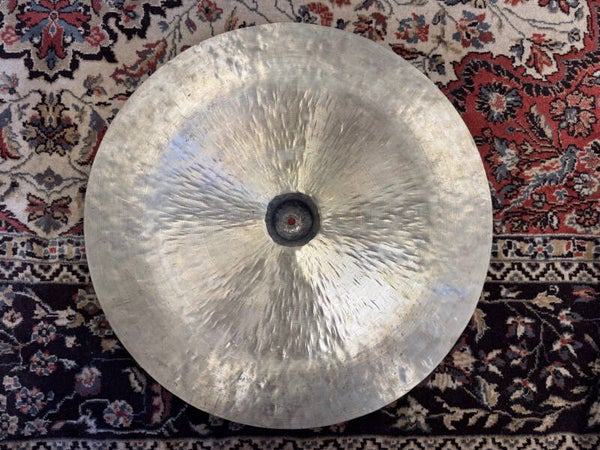 18" Wuhan China 1400gr