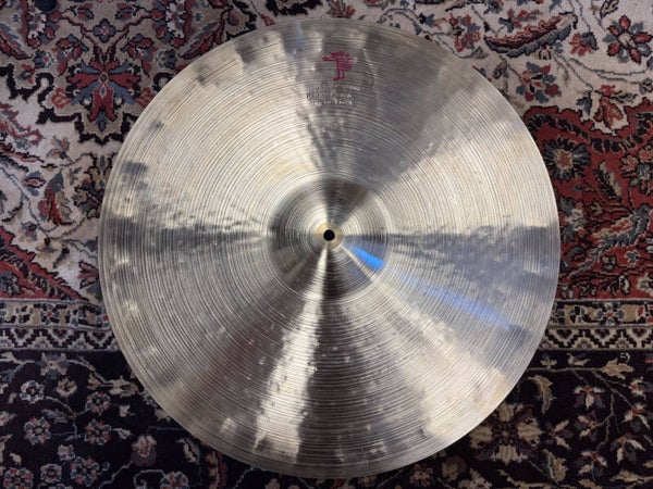 22" Modified Zildjian Avedis Deep Ride 2450gr