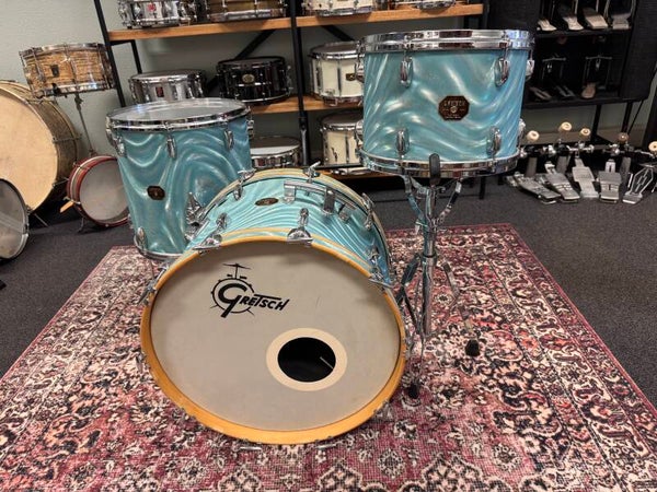 Gretsch Broadkaster USA Custom in Blue Satin Flame 13" - 16" - 22"