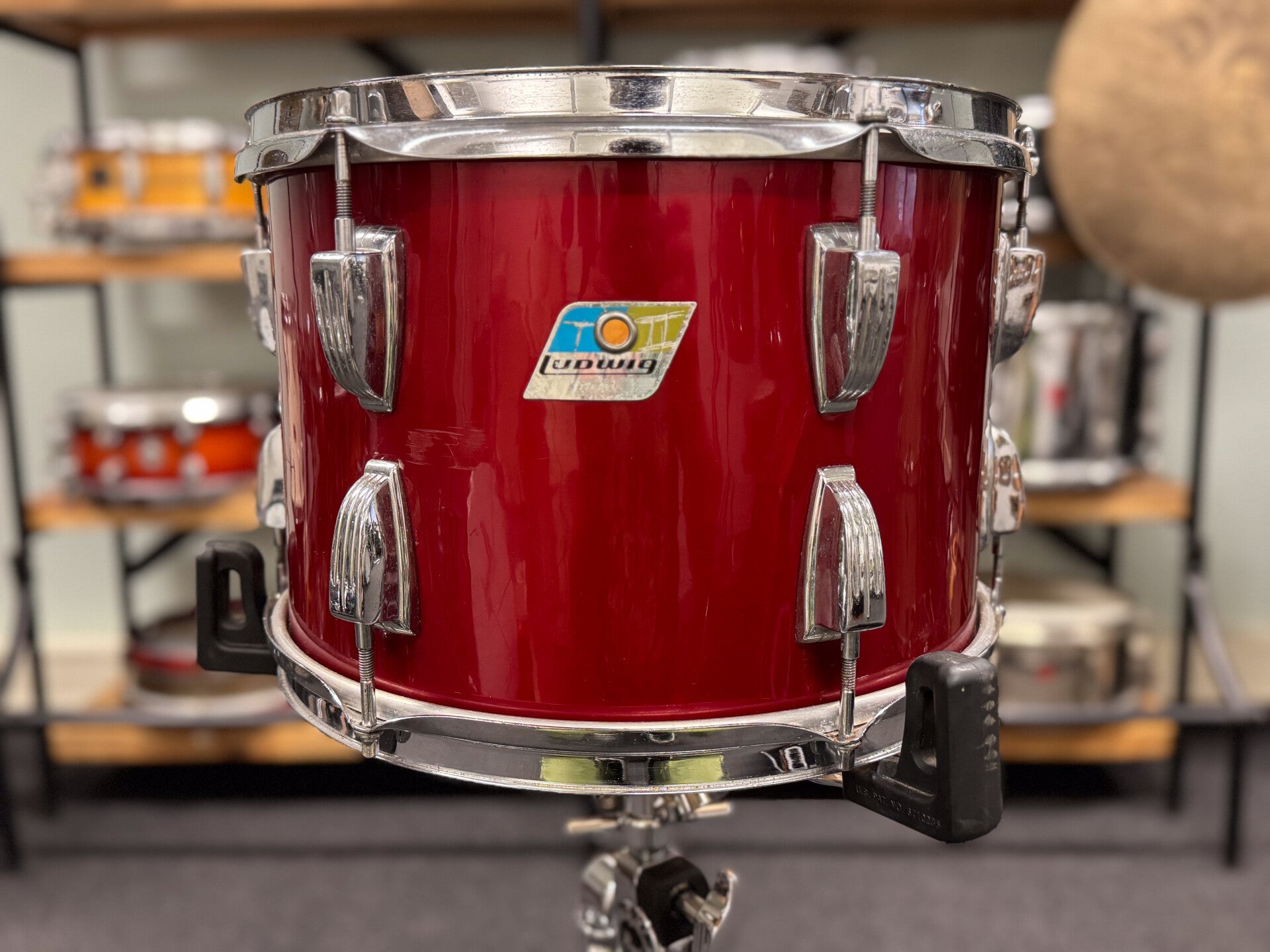 13" x 9" Ludwig B/O Badge Tom