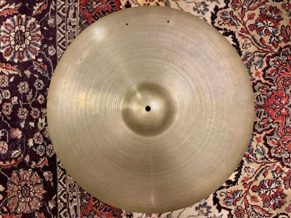 22" Zildjian Avedis 60s Stamp Sizzle Ride 2610gr
