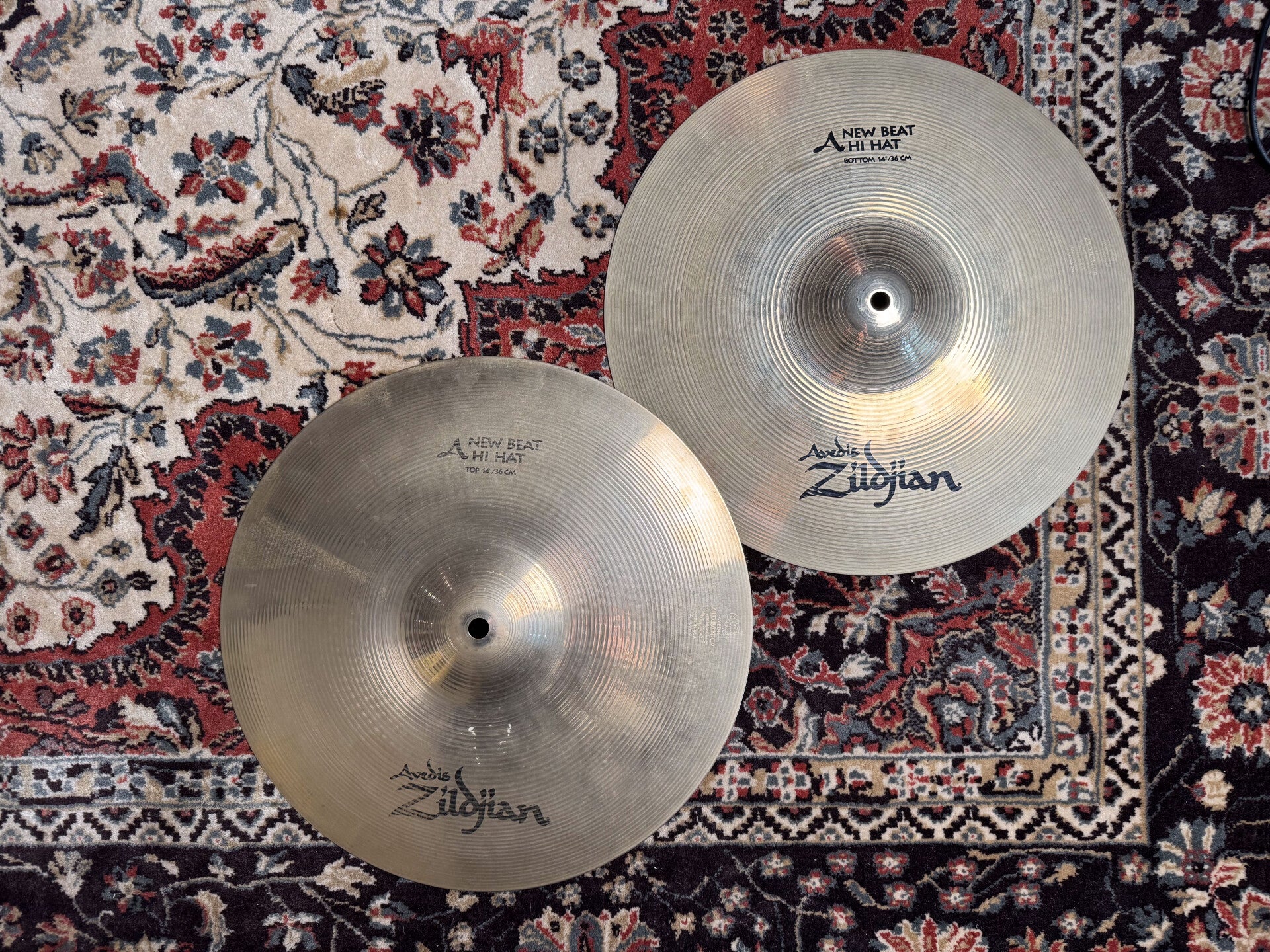 14" Zildjian Avedis Brilliant New Beat Hihat 1115/1465gr