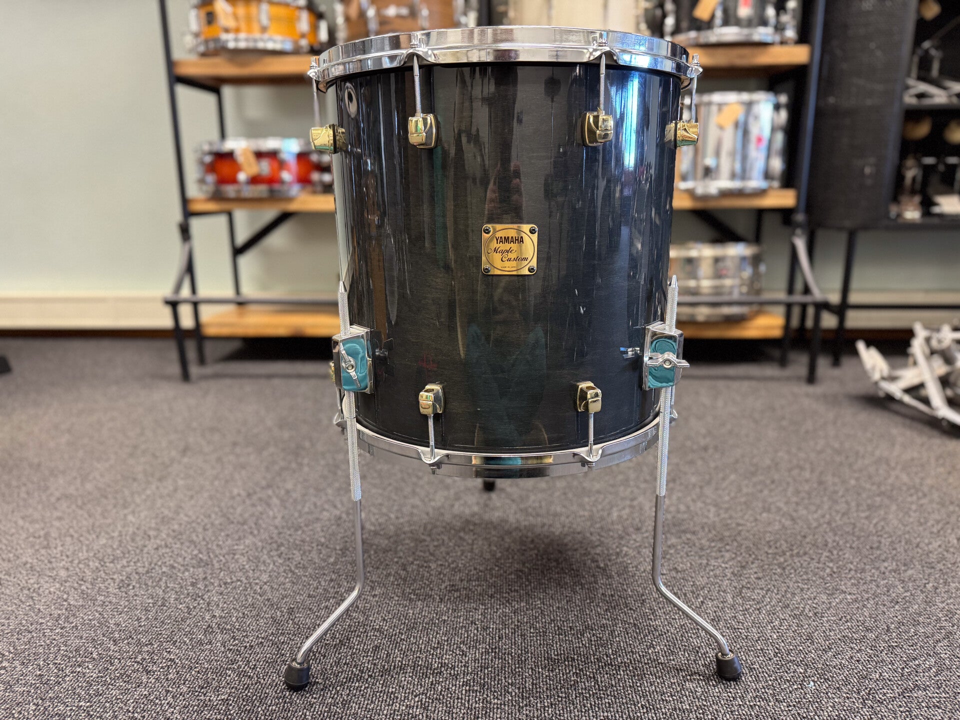 16” x 16” Yamaha Maple Custom Floortom 1998 - Black Maple