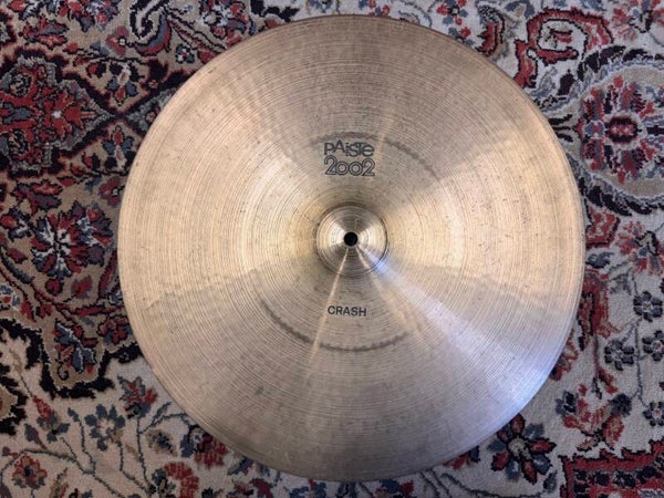 18" Paiste 2002 Black Label Crash 1335gr
