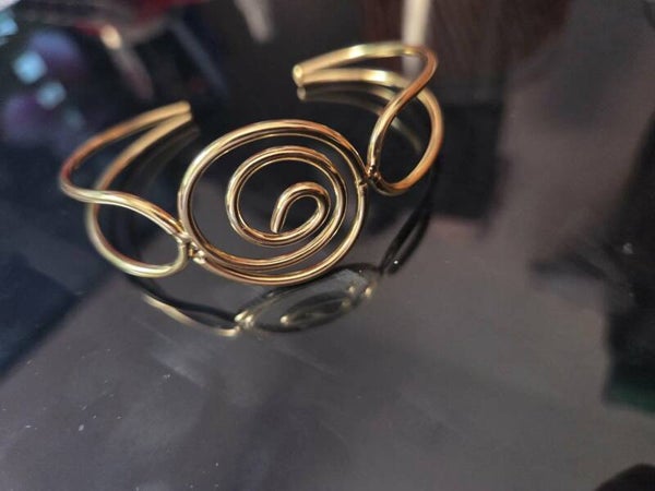 Bracelet manchette en acier inoxydable, motif spiral