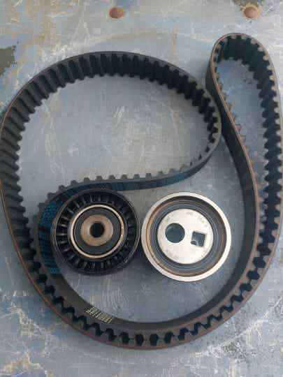 Distibutieset peugeot/Citroën 2.0 HDI