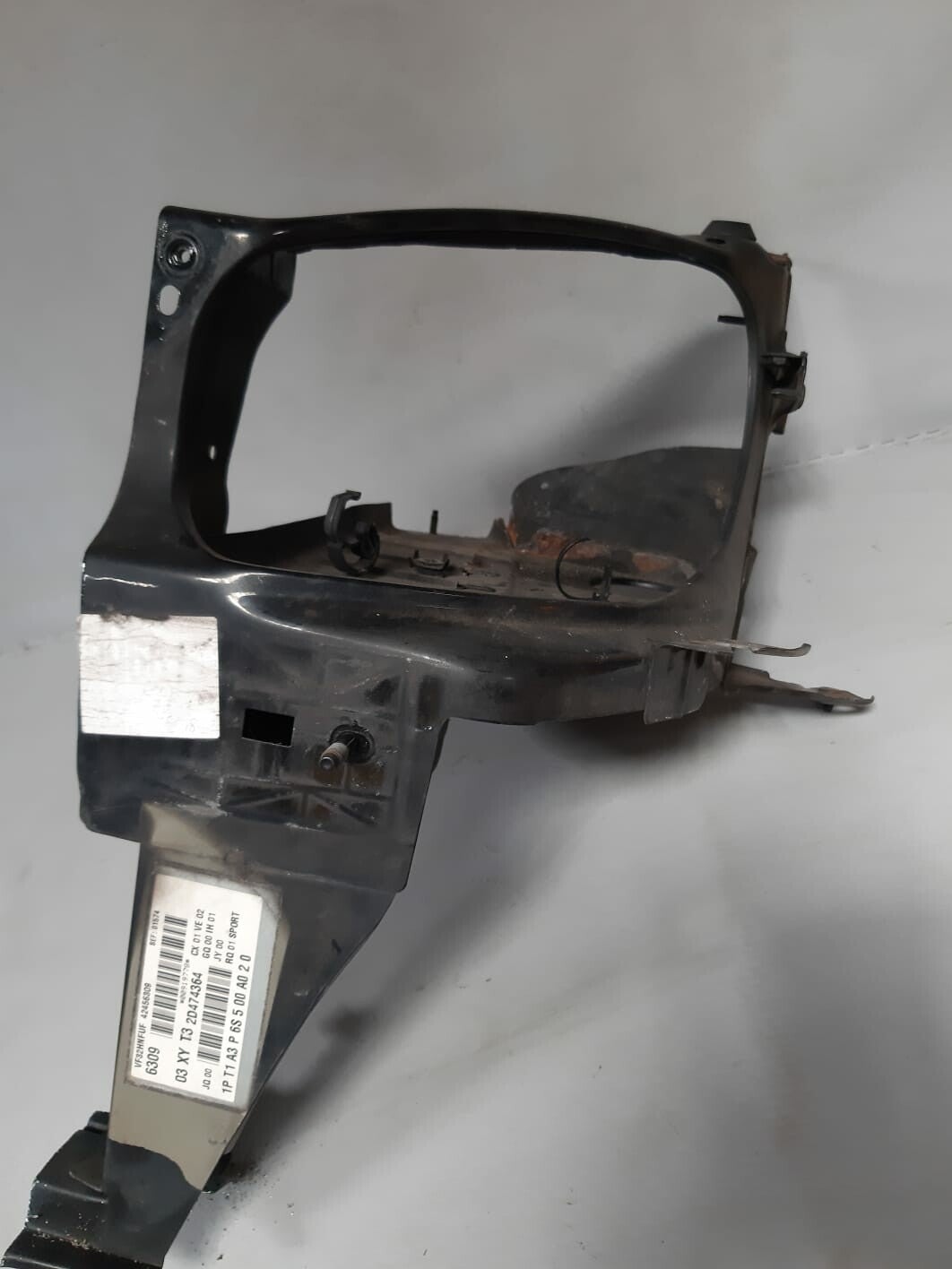 Peugeot 206 kreukelzone links voor 