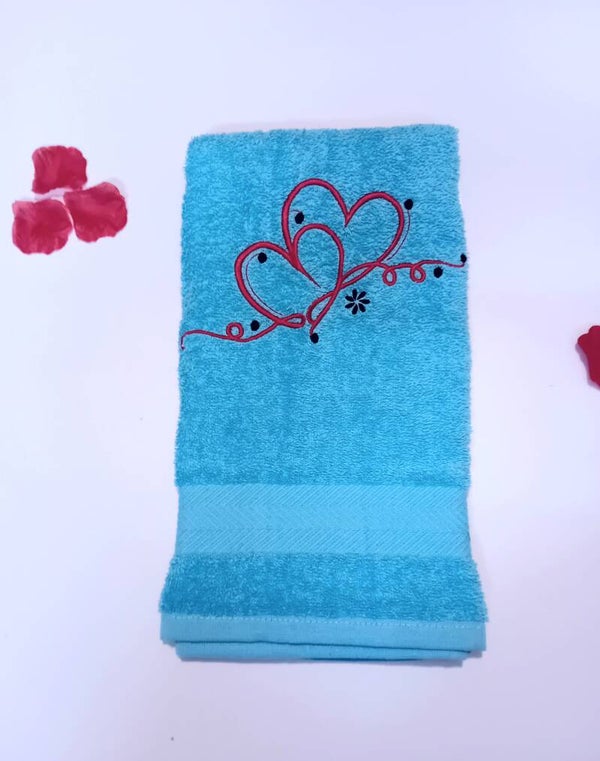 Serviette de toilette brodée