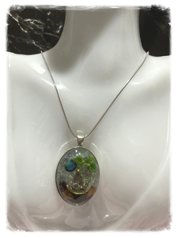 PENDENTIF RÉSINE MÉDITATION BOUDDHA BRONZE