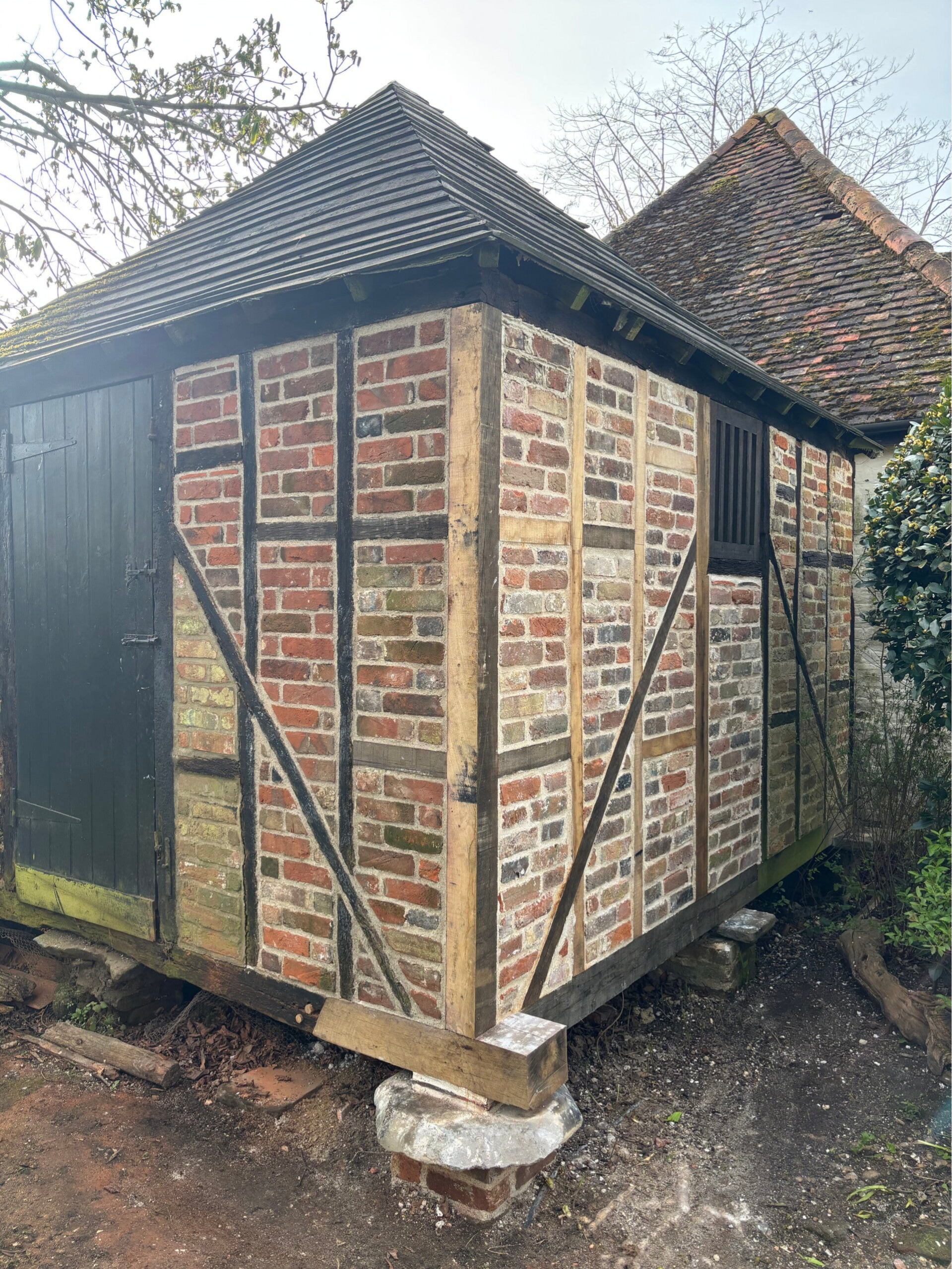 complete timber frame repaire 