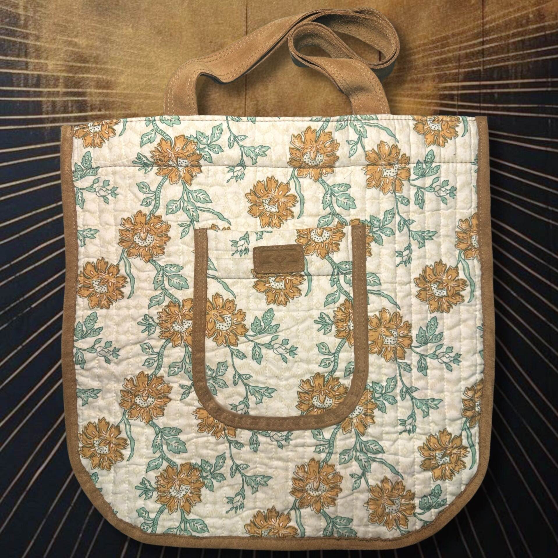 Mon Tote Bag en tissu matelassé indien imprimé à la main et cuir velour camel