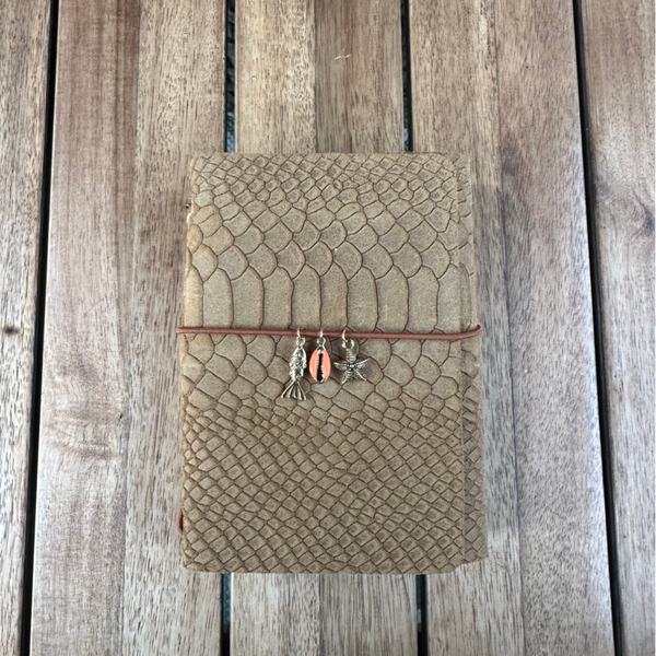 Mon petit carnet cuir suédé impression python camel