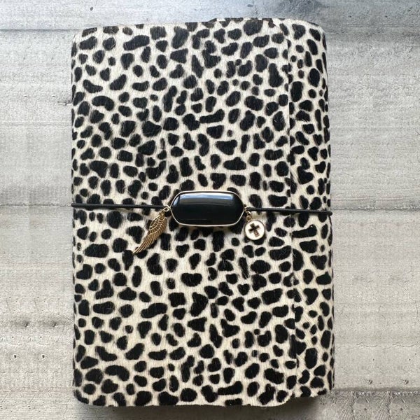Mon grand carnet cuir poils impression guépard noir/blanc