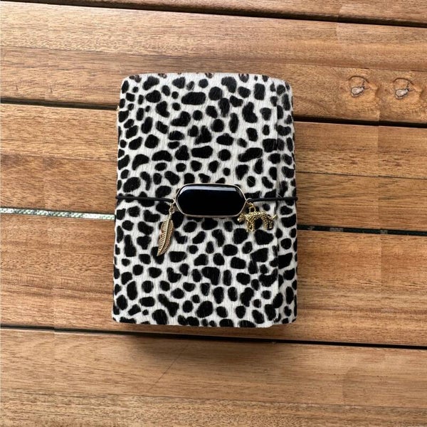 Mon petit carnet cuir poils impression guépard noir/blanc