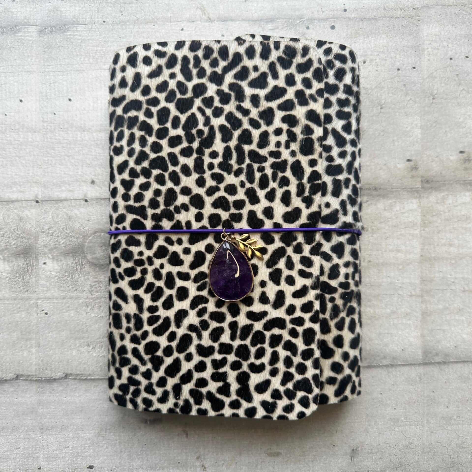 Mon grand carnet cuir poils impression guépard blanc/noir