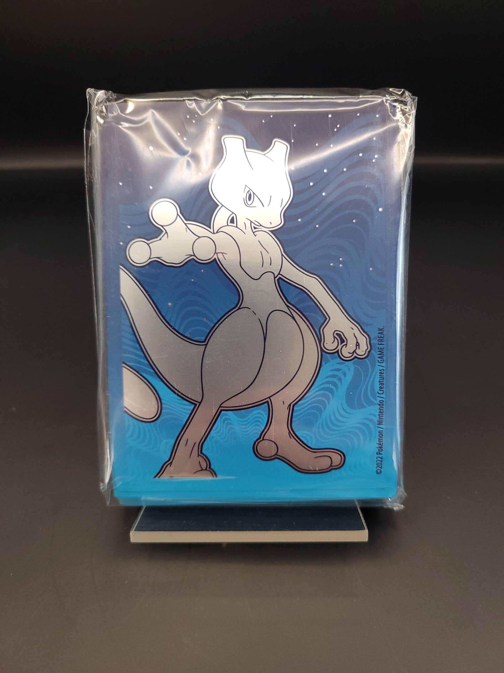 Pokemon GO Mewtwo Sleeves