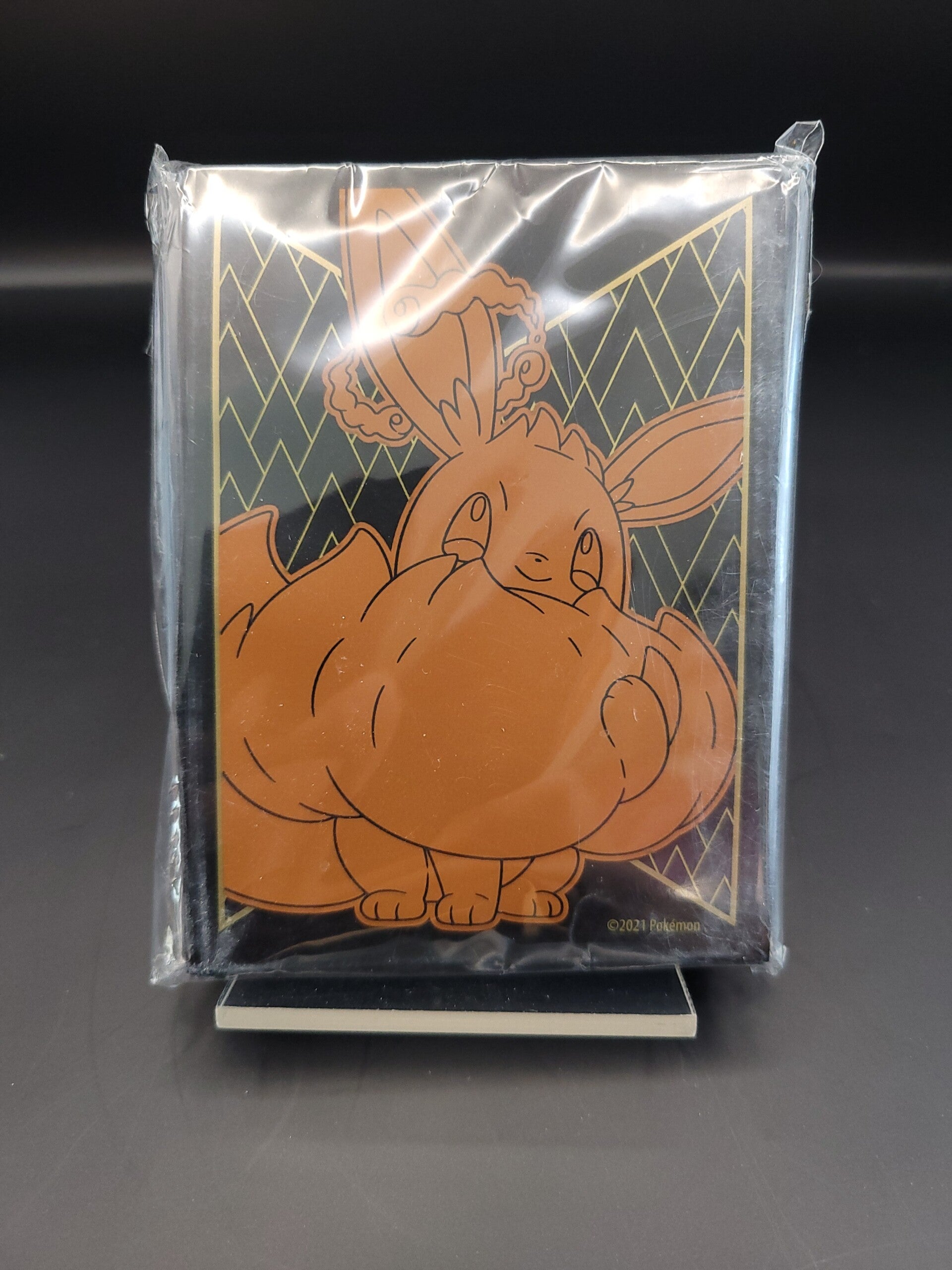 Shining Fates Eevee Sleeves