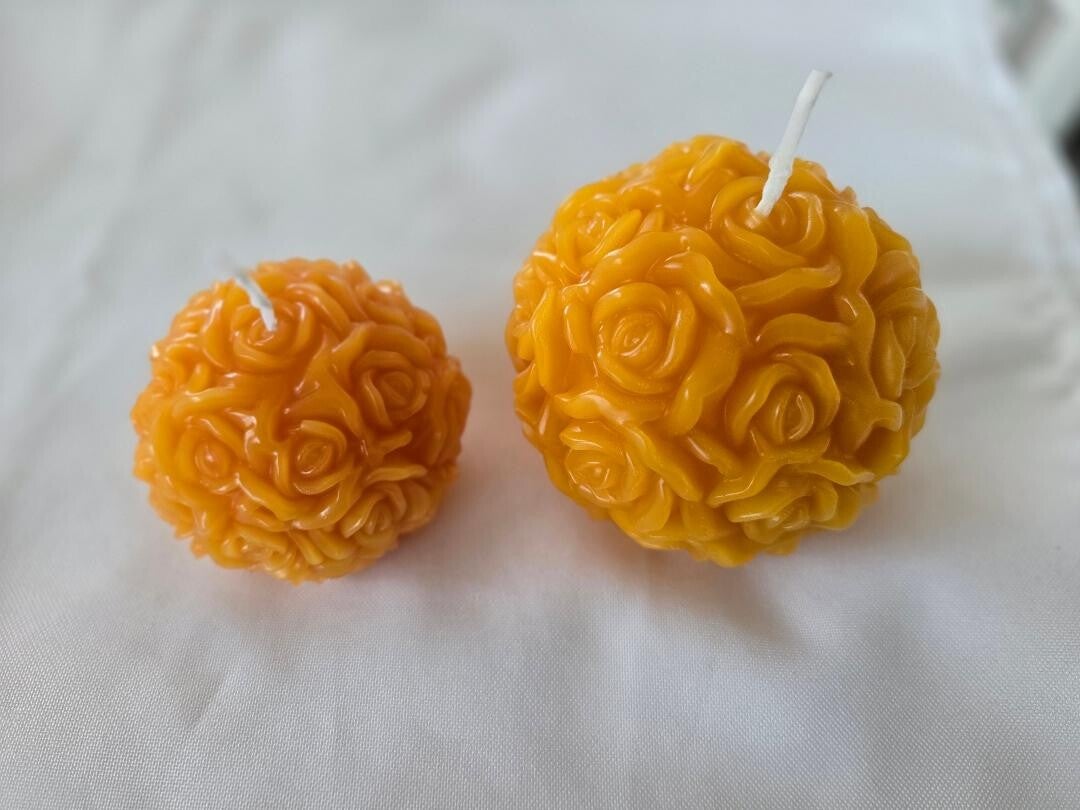 kleine und große Rosenkugel