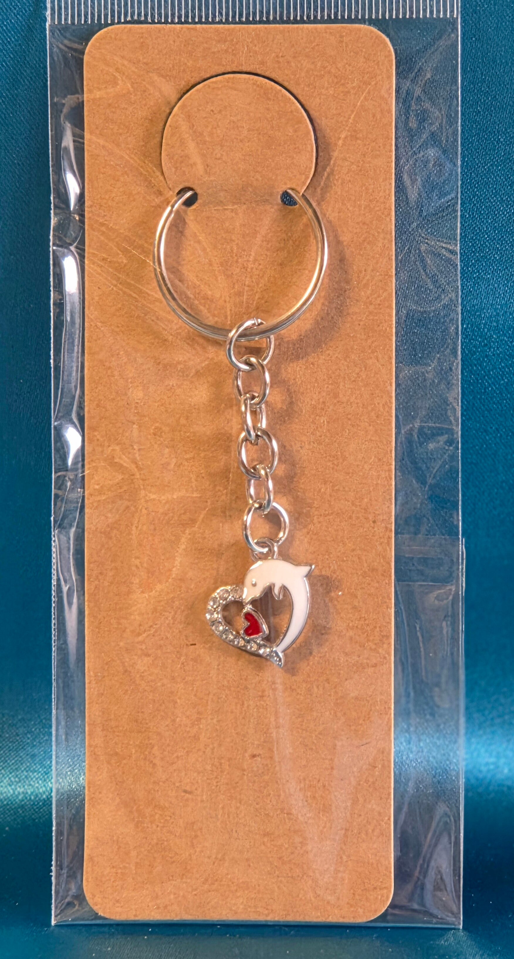 Delfin in weiß mit Strasssteine - silber