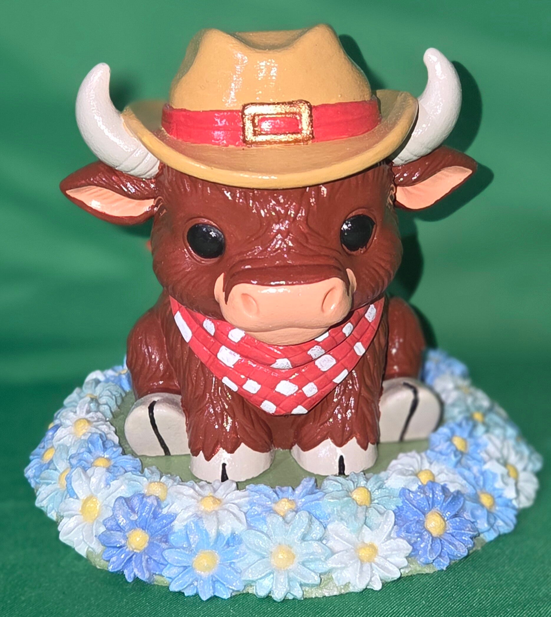 Büffel auf Blumenwiese