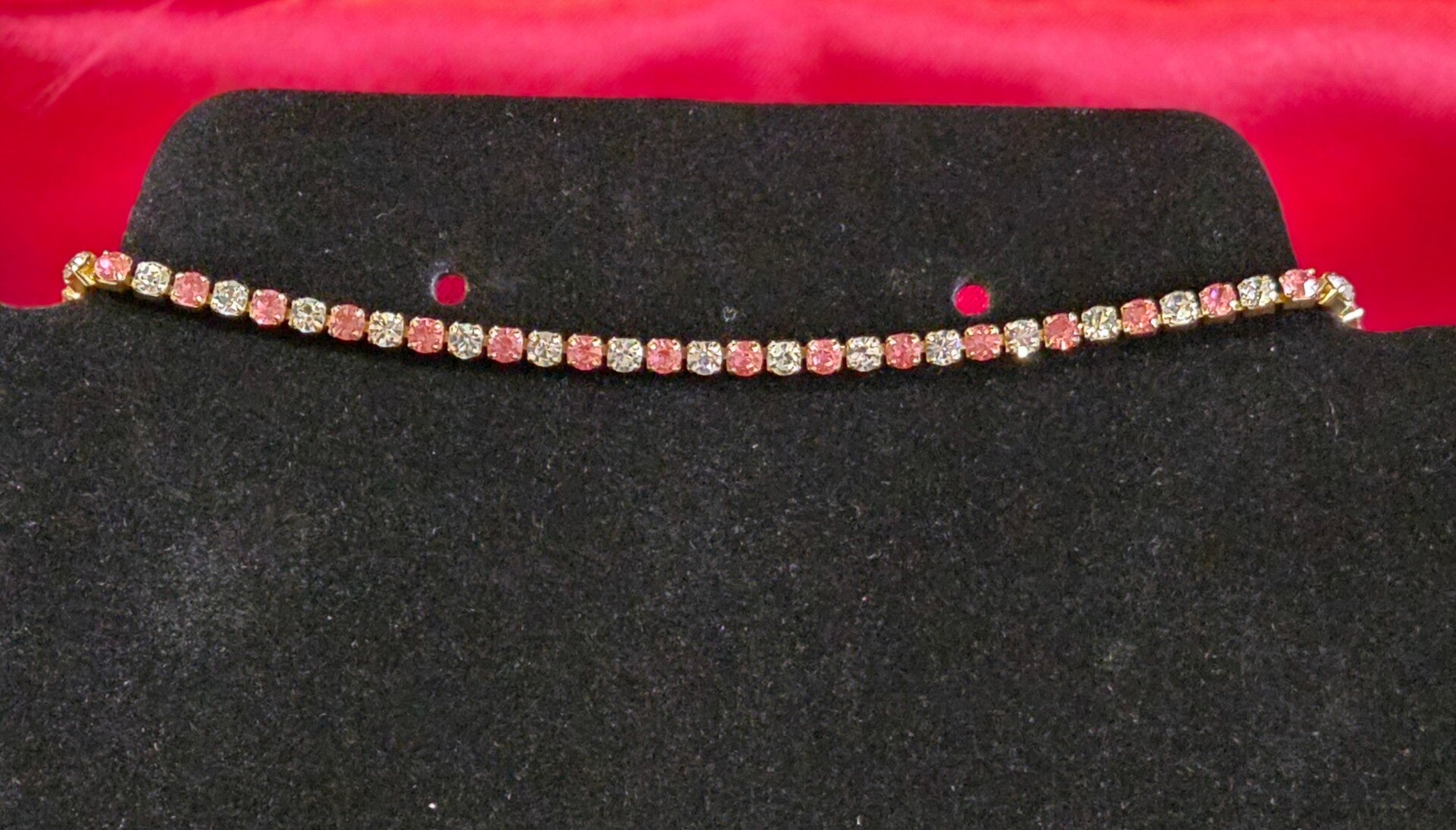 Kette mit rosa/weißen Steinen - gold - 304 Edelstahl