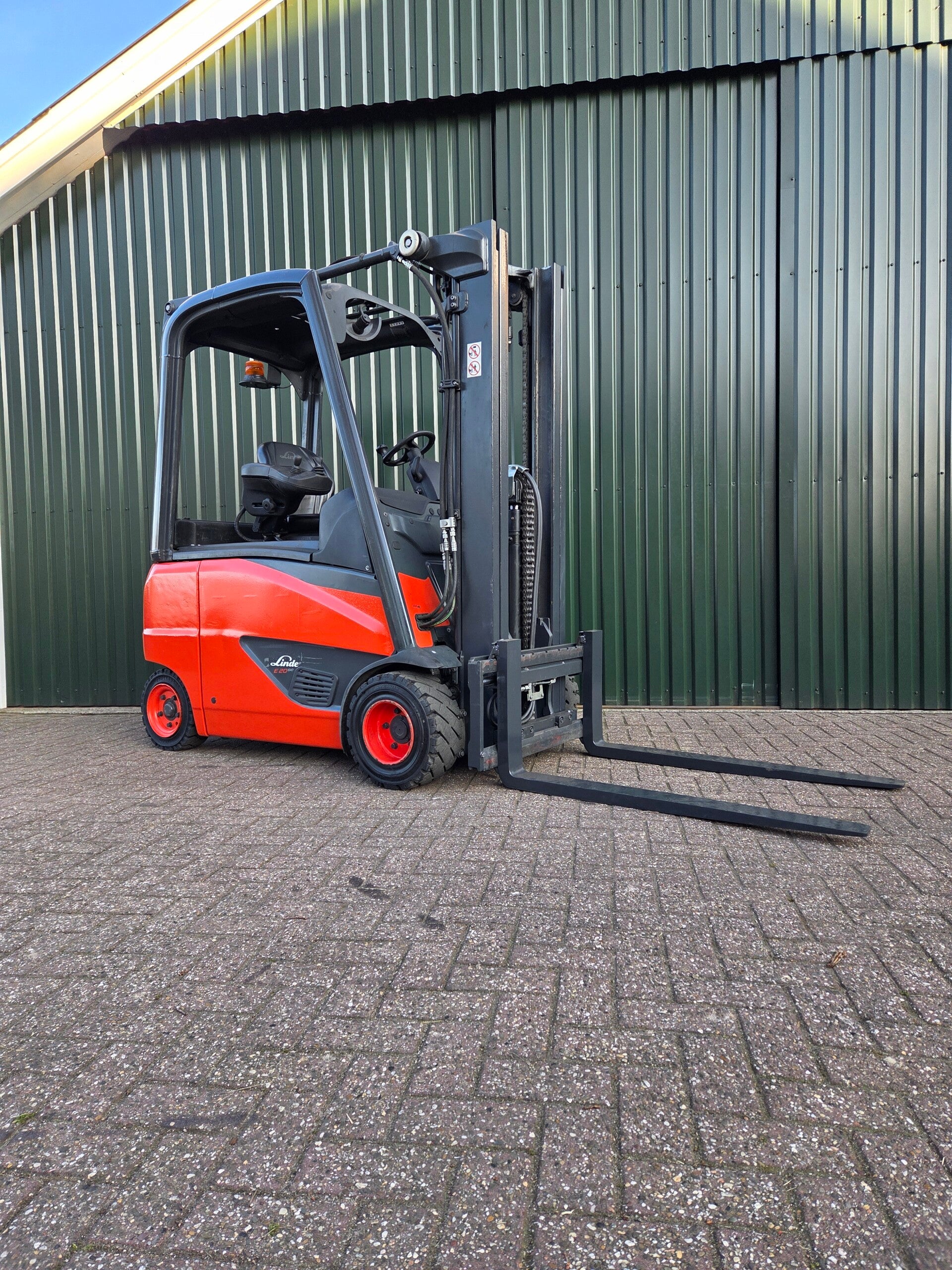 Linde E20PH-02 Elektrische Heftruck BJ 2020 Triplex Sideshift